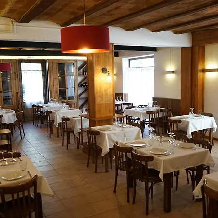 Fonda Biayna Hotel