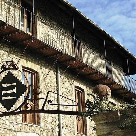 Hotel Fonda Biayna Bellver De Cerdanya