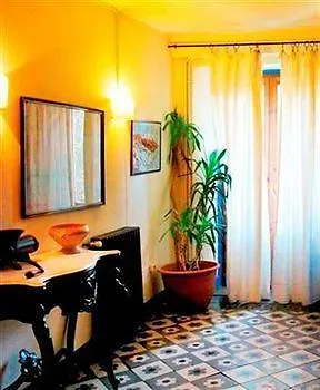 Fonda Biayna Hotel
